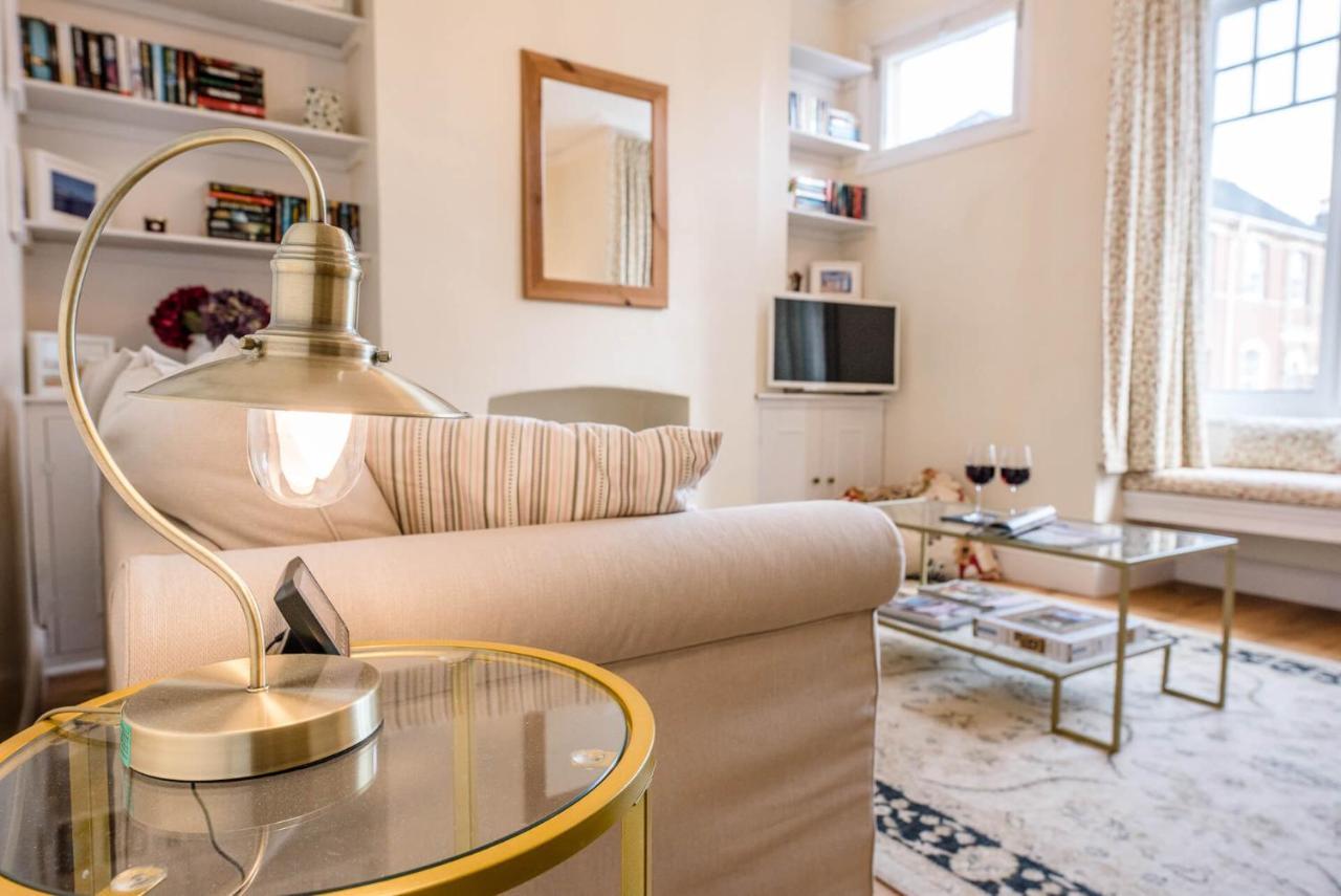 No 12, Southwold Apartment Екстериор снимка