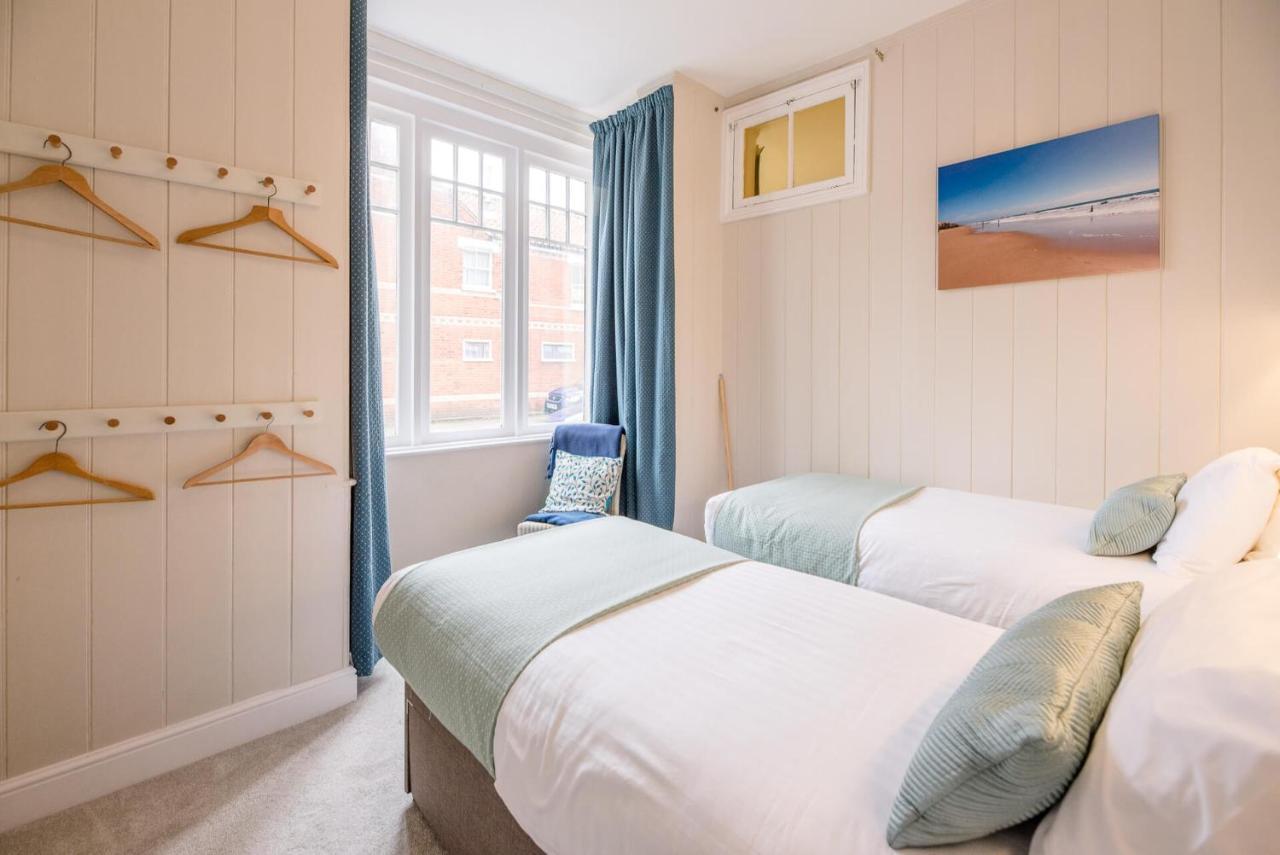 No 12, Southwold Apartment Екстериор снимка